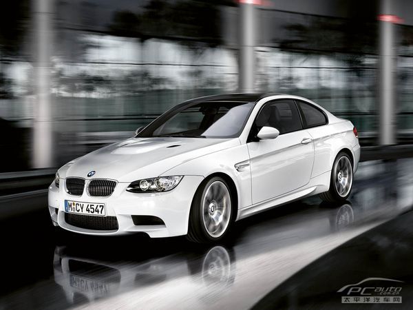 bmw m3双门轿跑 唯有新bmw m3双门轿跑车才能完美彰高清图片