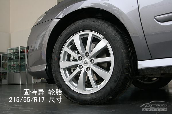 实拍雷诺2011款拉古那