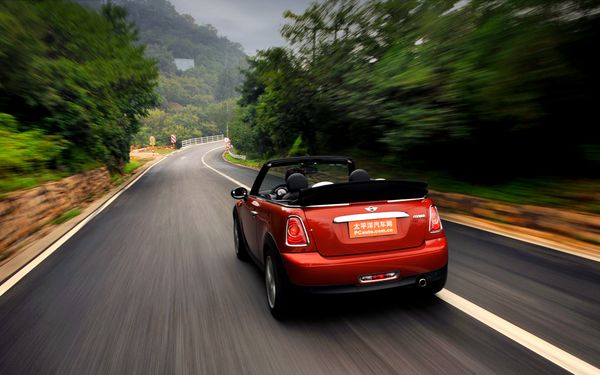 MINI COOPER CABRIO