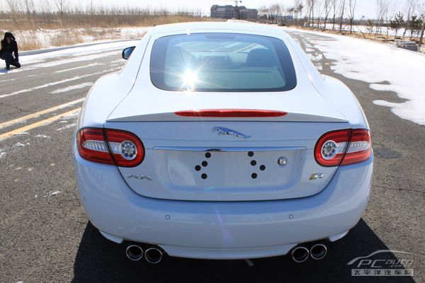 PCauto实拍捷豹XKR