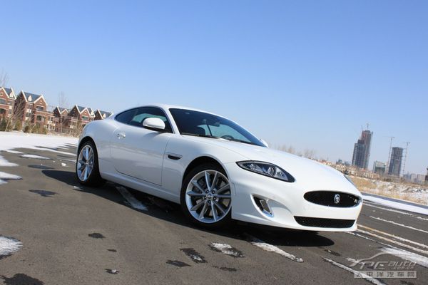PCauto实拍捷豹XKR