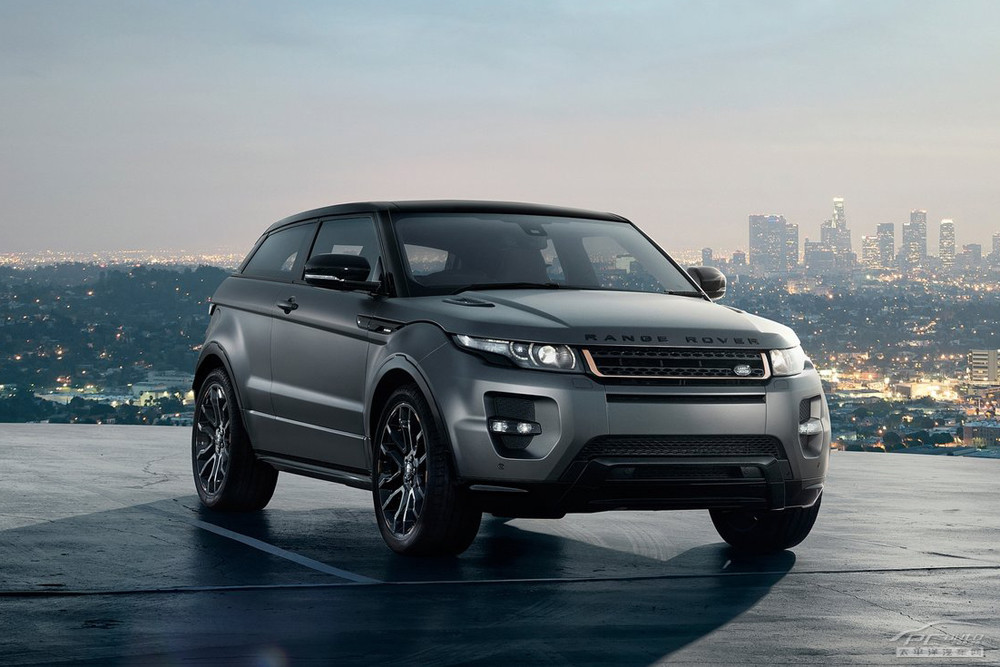 2007402_Land_Rover-Range_Rover_Evoque_Victoria_Beckham_2012_1600x1200_wallpaper_01.jpg