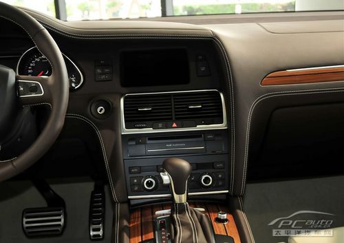 奥迪q7 2012款 6.0 v12 tdi 旗舰高清图片