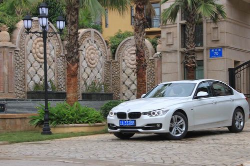 驾驭宝马新320i/328li 感悟非凡运动人生