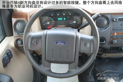 防弹装甲车 pcauto郑州实拍体验乔治巴顿