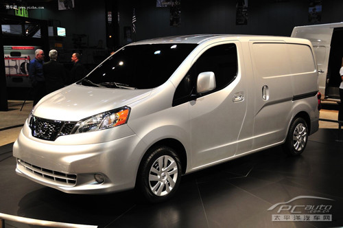 郑州日产13款nissan nv200接受预定
