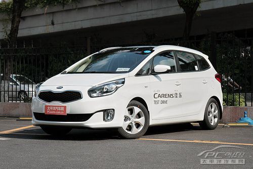 进口起亚新佳乐高清图片