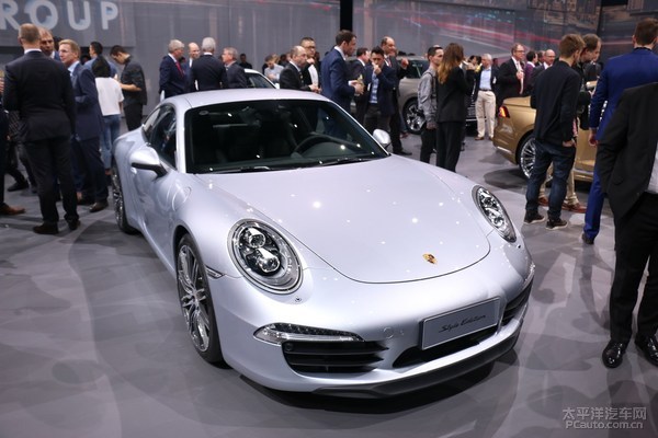 911