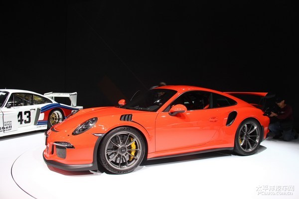 新一代保时捷911
