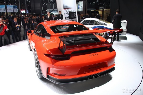 新一代保时捷911