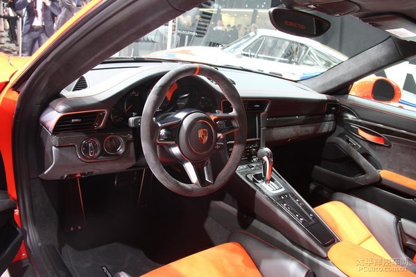 新一代保时捷911