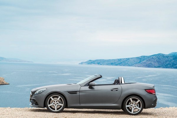 新奔驰slc/amg slc43官图发布 性情大变