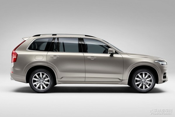 原创 2016款沃尔沃xc90升级版上市 68.80万起