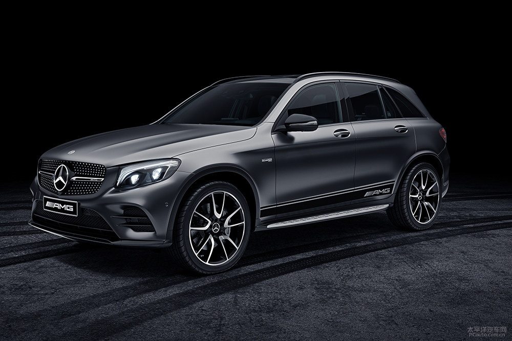 amg e43 4matic   在国内首发的是glc43特别版车型,新增加了高光黑色