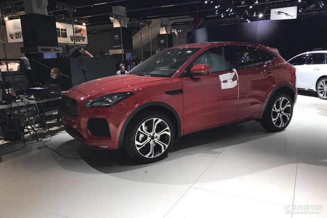 2017法兰克福车展探馆:全新捷豹e-pace