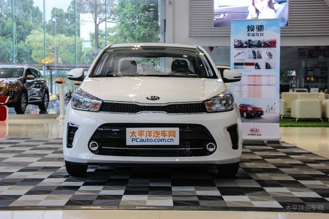 起亚全新经济小型车 pcauto泉州实拍焕驰