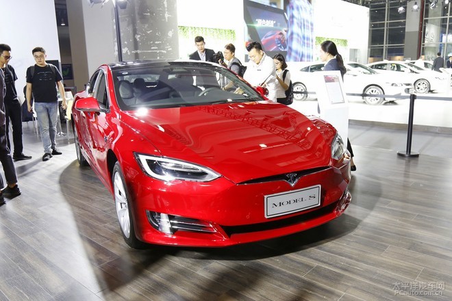 2017广州车展:model s/x新国标接口版本