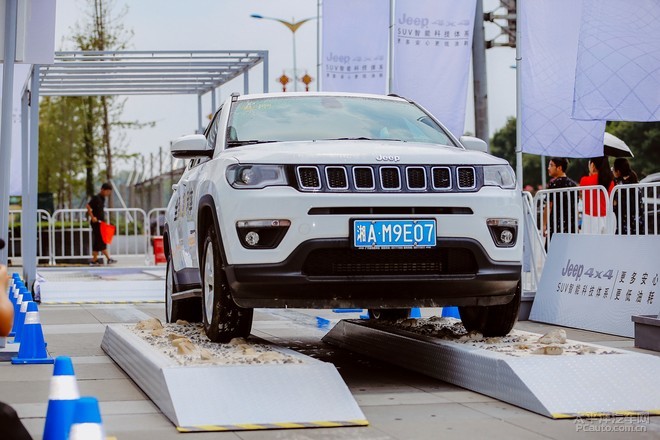 jeeplimited4x4,jeeplimited 不吹不黑 什么才是jeep4x4真正的黑科技