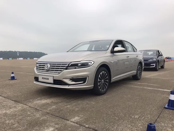 大眾朗逸純電版亮相 NEDC工況續(xù)航278km