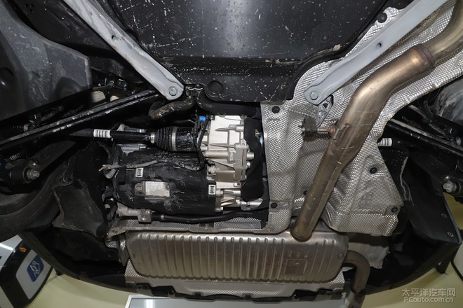 均衡为上 宝马x1 xdrive25le底盘解析