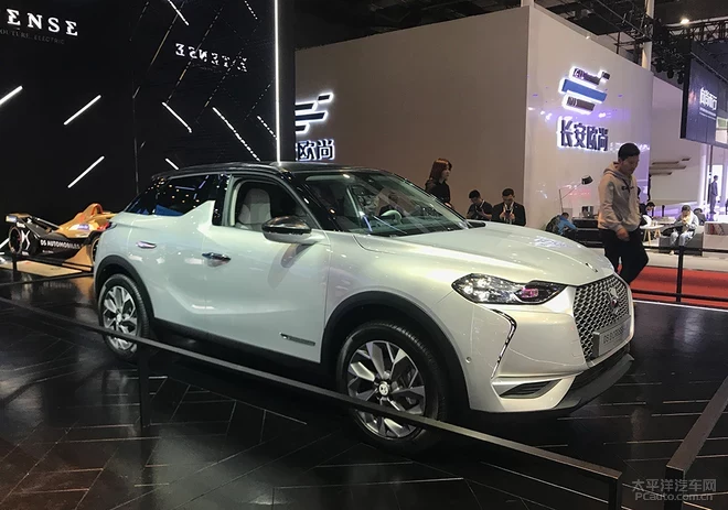 2019上海車(chē)展:DS 3 CROSSBACK E-TENSE發(fā)布
