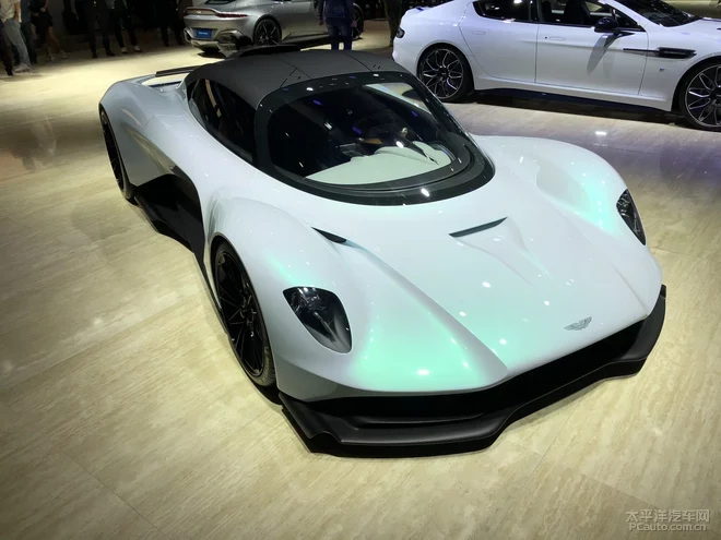 2019上海車展：阿斯頓·馬丁AM-RB 003亮相