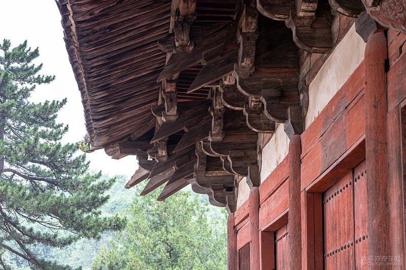 佛光寺——中国保存最完整的全木质结构建筑之一.