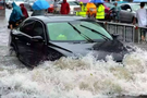 雨天開(kāi)車時(shí)，注意這幾點(diǎn)車禍就少一半