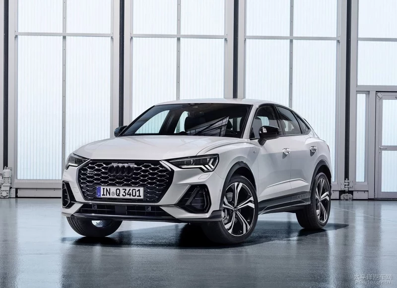 奧迪Q3 Sportback官圖 2.0T/6種駕駛模式
