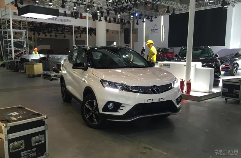 2019成都車展探館：東南DX3 e500亮相