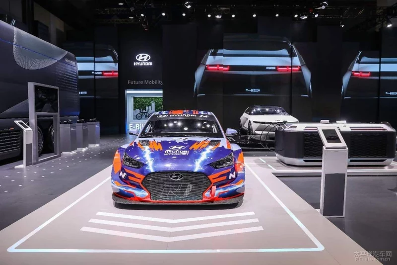 2019進博會：現(xiàn)代Veloster N ETCR賽車