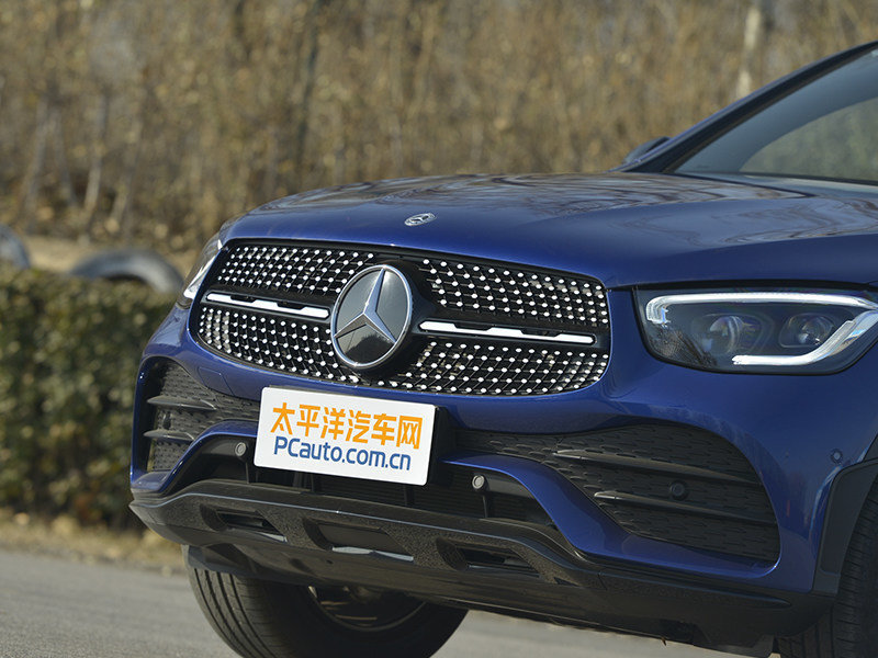 詮釋極致美學(xué) 主編體驗(yàn)新一代GLC轎跑SUV