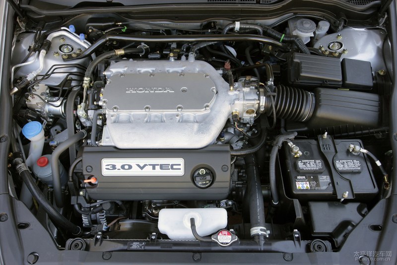 配图为国产七代雅阁顶配的3.0l v6发动机.