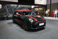 新款MINI JCW CLUBMAN上市 售38.48万起