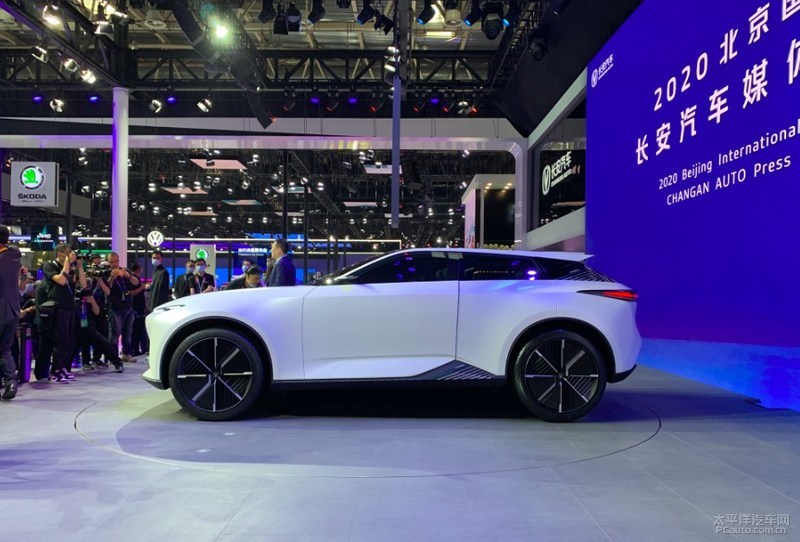长安vision报价及图片,长安visionv内饰图片 2020北京车展:长安vision-v概念车首发亮相