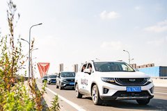 試駕“躺贏”神器，吉利“大大大”豪越
