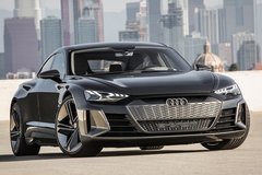 奥迪2021年发布e-tron GT RS 剑指保时捷Taycan