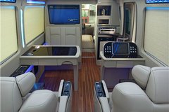 丰田考斯特12座高端商务车  私人订制