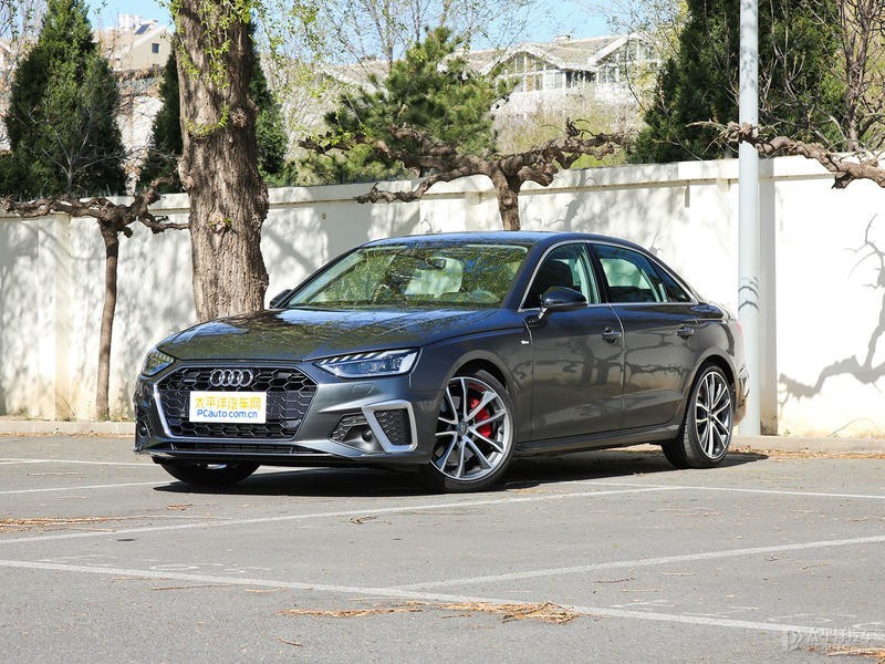 奥迪A4Lquattro,bmw325li 55万 29.83万 分期 奥迪a4l 2020款 45 tfsi quattro 臻选动感型 39.