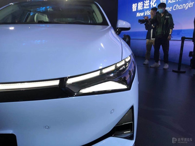 小鹏P5正式发布 搭载激光雷达/实现城市NGP