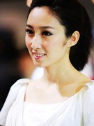 讴歌车模 小嘴迷人