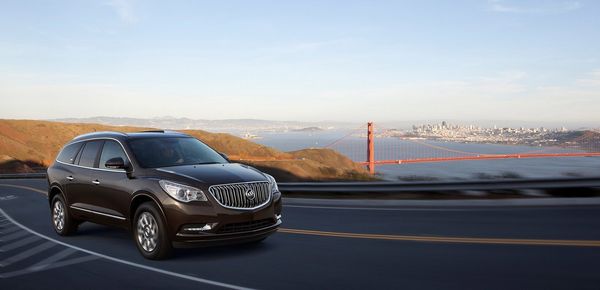 1897101_buick-enclave_2013_1600x1200_wallpaper_04_thumb.jpg