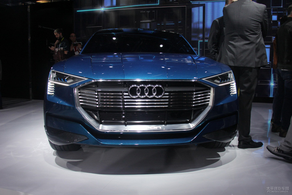 ces 2016:奧迪e-tron quattro概念suv_太平洋汽車網