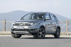 一汽吉林森雅R7C上市 售7.99-10.69万元