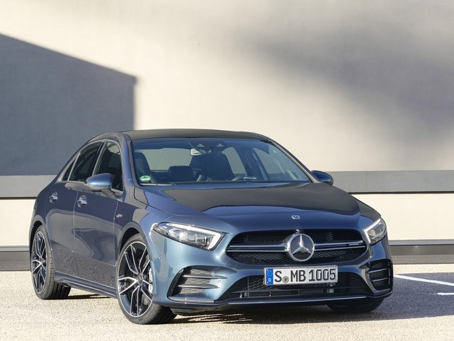 梅赛德斯-AMG A35三厢版官图 或年底发布