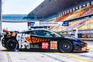 途虎養(yǎng)車助力邁凱倫車隊(duì)馳騁賽道，韓寒亮相