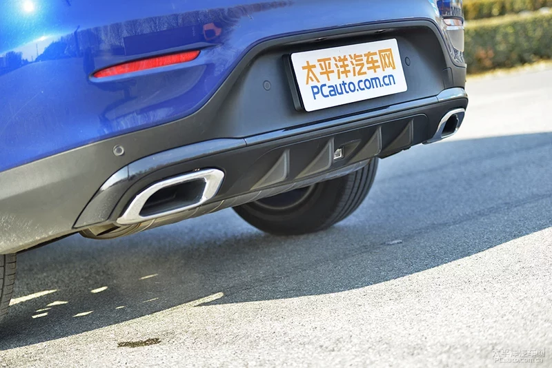 宝马X4的实力对手 GLC轿跑SUV竞争力分析