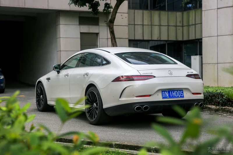 老CLS的接班人来了 测AMG GT53四门版