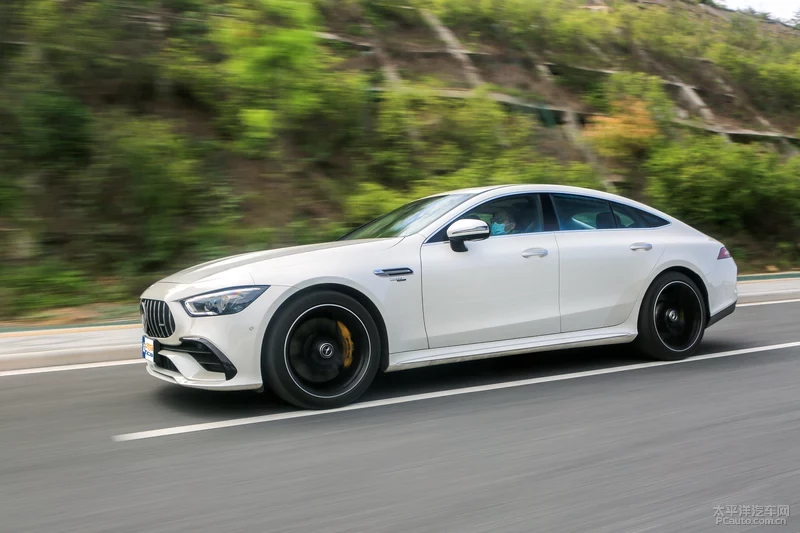 老CLS的接班人来了 测AMG GT53四门版