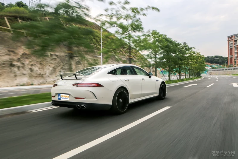 老CLS的接班人来了 测AMG GT53四门版